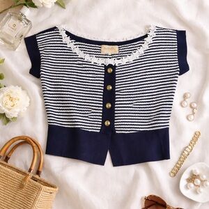 LianMolly New Orleans Vintage Style Knit Top Navy White Lace Gold Buttons Size M
